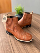 Botina Matias - Couro Pinhão Queimado/Bordado Florão Bege