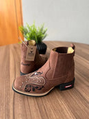 Botina Alice - Couro Horse Nescau/ Bordado Tribal Preto