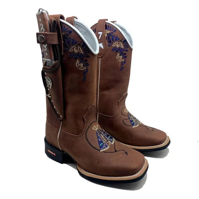 BotaFaca Padroeira\n                                    - Couro Crazy Horse Nescau | Bordado Azul e Bege