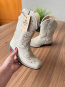 Texana Maitê Infantil - Couro Off-White/Bordado Florência Bege com Metais