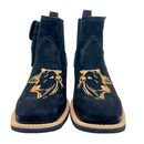 BotinaCanivete Boi Nelore\n                                    - Couro Nobuck Preto | Bordado Bege