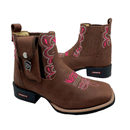 BotinaCanivete Heloisa\n                                    - Couro Crazy Horse Nescau | Bordado Rosa e Bege