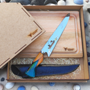 Kit Presente Pescador Bianco – Faca artesanal P/Churrasco + Tabua  churrasco + Caixa P/Presente + Case em Couro