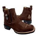 BotinaCanivete Tradicional\n                                    - Com Nossa Senhora Aparecida no Calcanhar | Couro Nobuck Chocolate | Bordado Bege