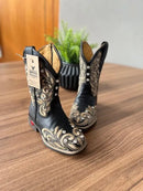 Texana Geovana Infantil - Couro Látego Preto/Bordado Ramos Bege com Metais