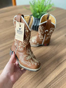 Texana Maria Infantil - Couro Mustangue/Bordado Padroeira e Cruz Bege