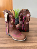 Texana Helena Infantil - Couro Horse Nescau/Bordado Touro 3D Rosa