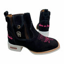 BotinaCanivete Tradicional\n                                    - Com Menina da Pecuária | Couro Nobuck Preto | Bordado Rosa | Solado Branco