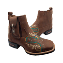 BotinaCanivete Florência\n                                    - Couro Crazy Horse Nescau | Bordado Verde e Bege