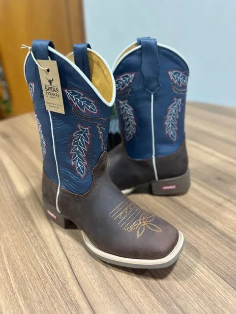 Texana Davi - Couro Napa Flay Azul e Horse Nescau/Bordado Touro Marrom