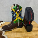 BotaFaca Muladeiros do Brasil\n                                    - Couro Cano Nobuck Cru com Estampa | Couro Gáspea Nobuck Chocolate Estilizado em Tilápia | Florão com Cruz e Bainha Brasileira